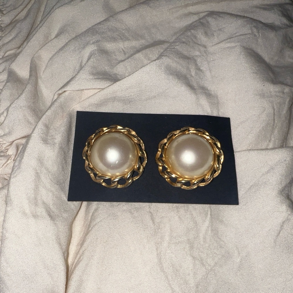 Vintage Pearl Earrings